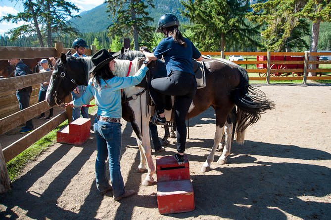 2 Hour Banff Horseback Riding Adventure - The 2-hour loop: Bow River, Cave and Basin, Sulphur Mountain, Windy Knoll