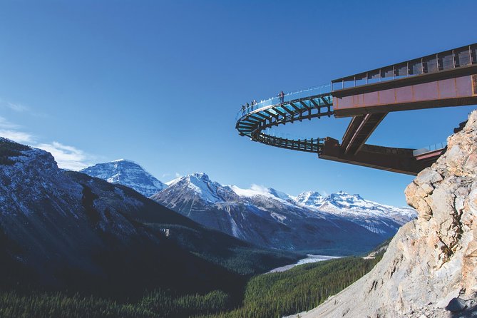 Athabasca Glacier Snow Trip from Banff - Seasons, road closures, and what to pack for May–October