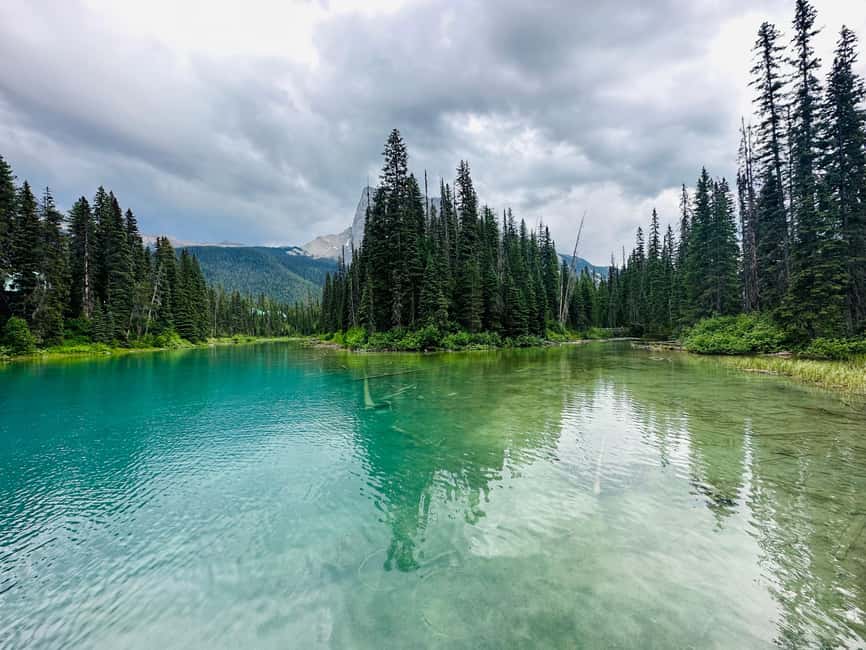 Banff/Calgary:1-Day to Lake Louise,Moraine Lake,Emerald Lake - Key Points That Make This Day Trip Worth Your Time
