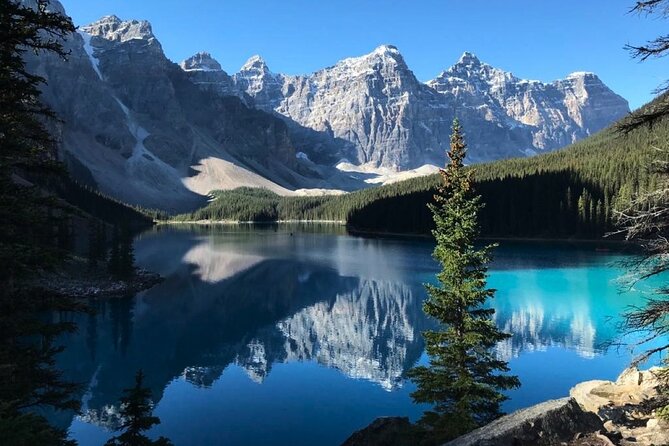 Banff/Canmore Moraine Lake & Lake Louise– Hike, Canoe or Sightsee - The Bow Valley drive: Vermilion Lakes plus a wildlife-chase feel