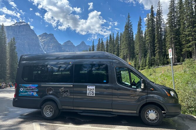 Banff/Canmore Shuttle to Moraine Lake and Lake Louise(1.5h each) - Comfort, group size, and the reality of getting local help