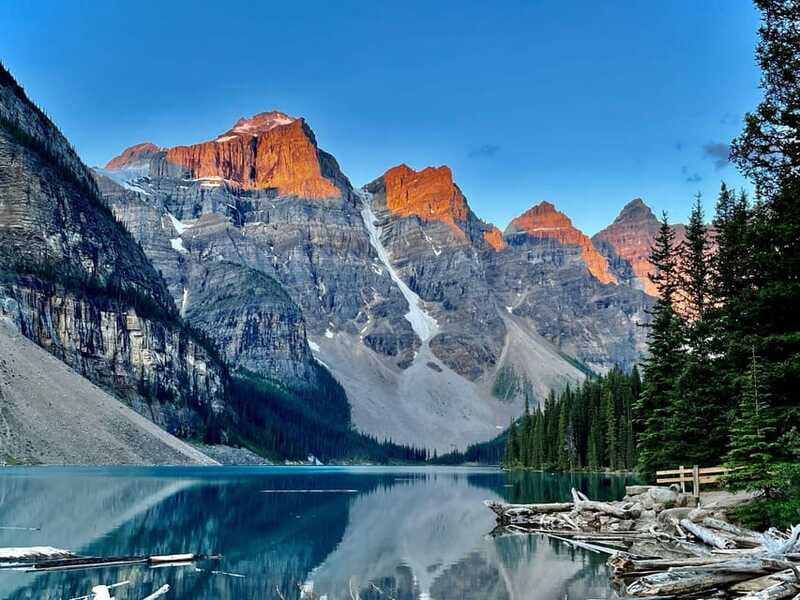 Banff/Canmore: Sunrise at Moraine Lake w/ Lake Louise Option - Lake Louise option: how to use your 1.5–2 hours well
