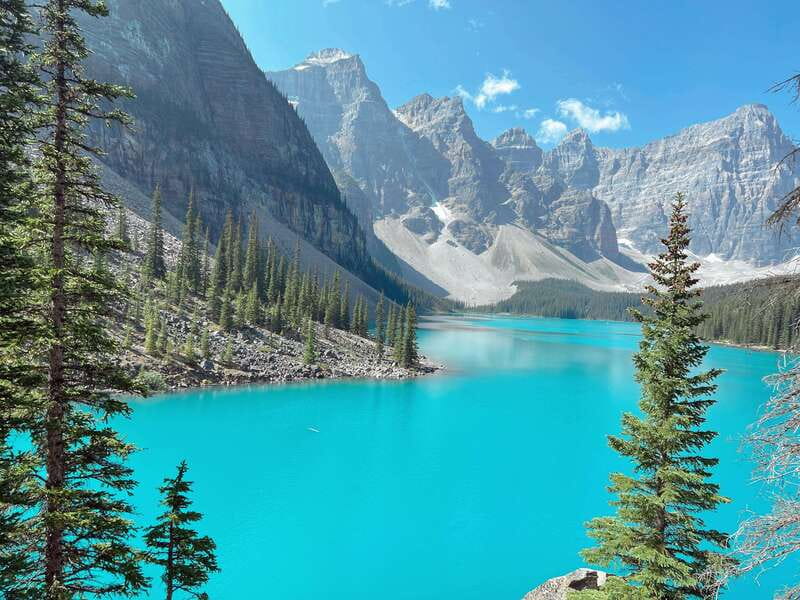 Banff : Day Tour : Lake Louise, Moraine Lake and Peyto Lake - Peyto Lake: Icefields Parkway Convenience and the Wolf-Head Look