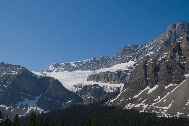 Banff : Day Tour : Lake Louise, Moraine Lake and Peyto Lake - Getting There in Comfort: Air-Conditioned Ride and a Real Guide