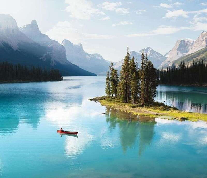 Banff: Gondola, Hot Spring and Three Lakes Tour - Upper Hot Springs: mineral soak after lake walking