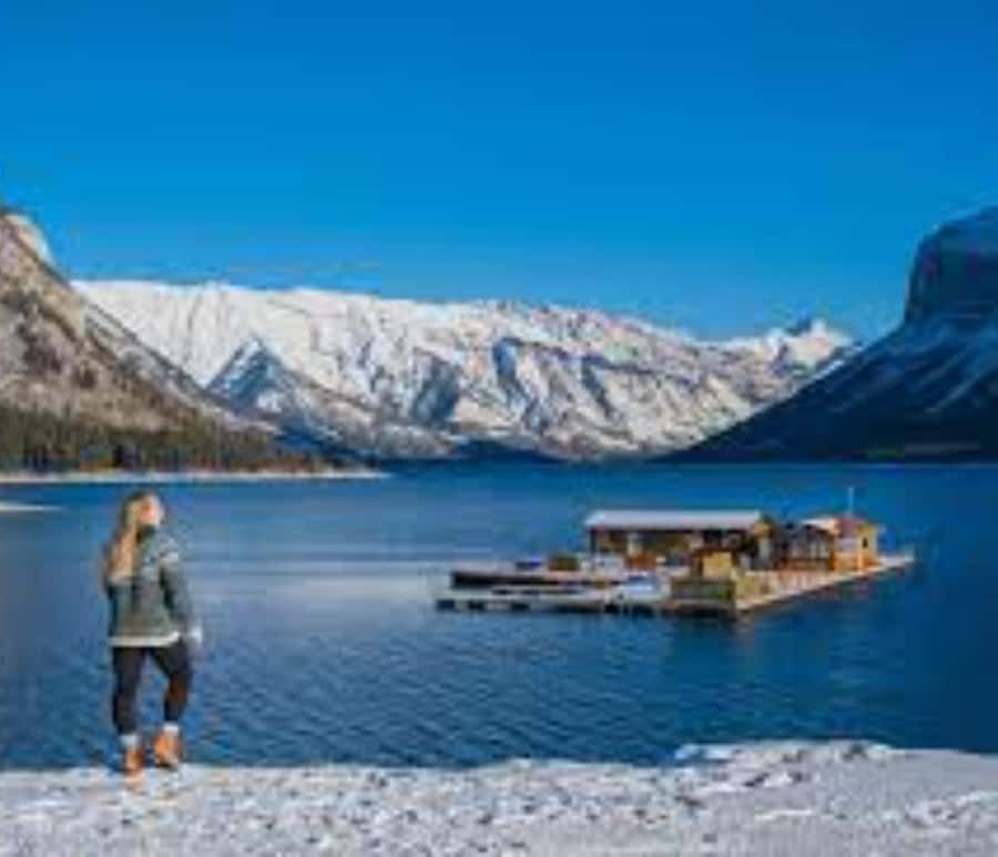 Banff: Gondola, Hot Springs, Bow falls & Three lakes tour - Why this Banff day tour feels worth the clock