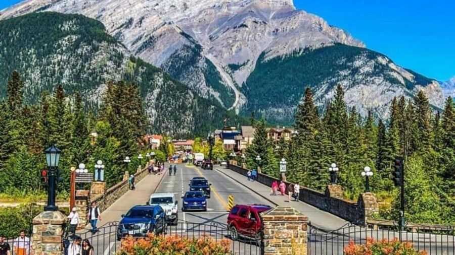 Banff: Gondola, Hot Springs, Bow falls & Three lakes tour - Banff Town: how to spend free time on Banff Avenue