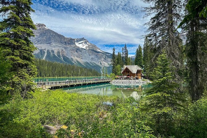 Banff Gondola, Lake Louise, Emerald Lake and Lake Minnewanka Tour - Emerald Lake in Yoho National Park: Jade Water, Easy Trails, and Natural Bridge