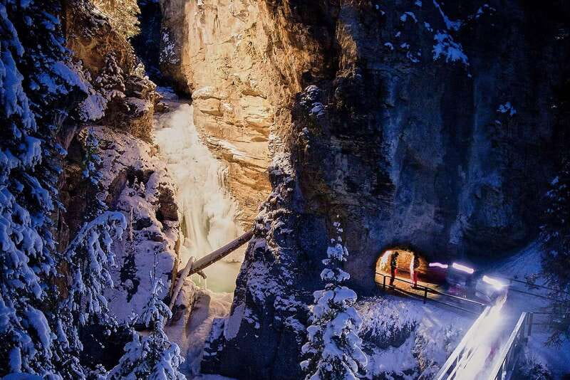 Banff: Johnston Canyon Evening Icewalk - Pickups Around Banff and the Bow Valley Parkway Drive