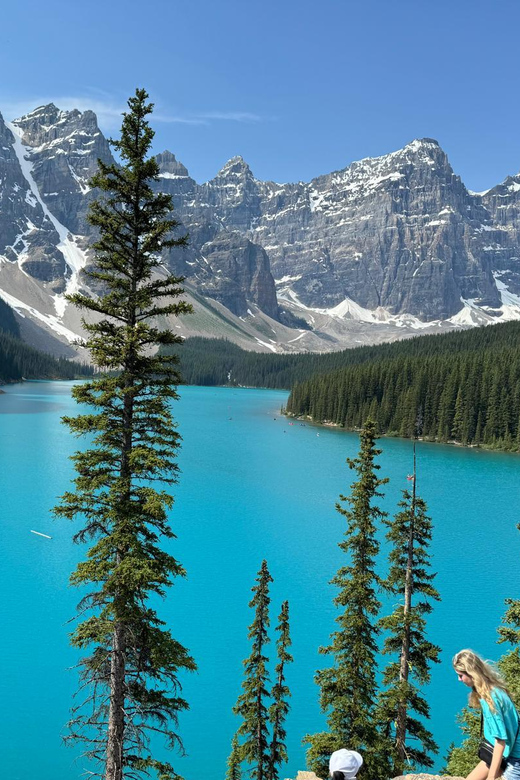 Banff: Lake Louise, Moraine, Emerald & Johnston Canyon Tour - Moraine Lake in summer (and the winter switch you’ll want to know)