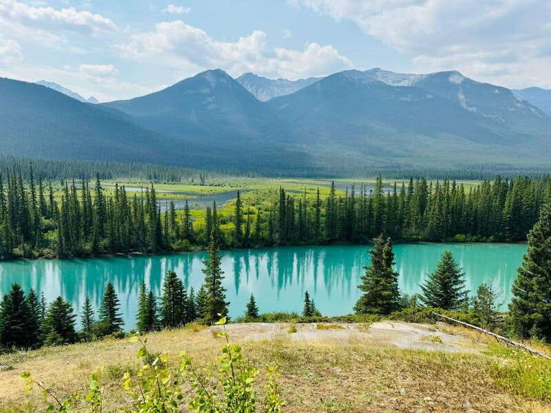 Banff: Lake Louise, Moraine, Emerald Lake & Johnston Canyon - Pick-up and drop-off: how the timing works from Calgary, Canmore, or Banff
