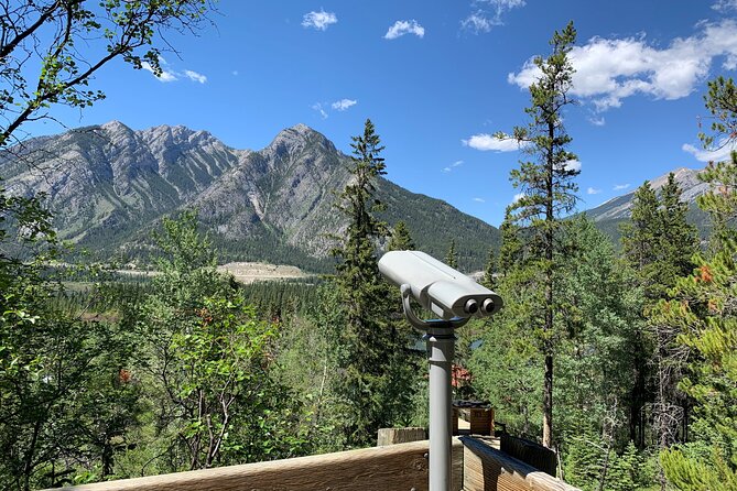 Banff LOST TOWNS and Untold Stories! 2hr Walk + Transportation - Lake Louise and scenic stops: the views actually have a point