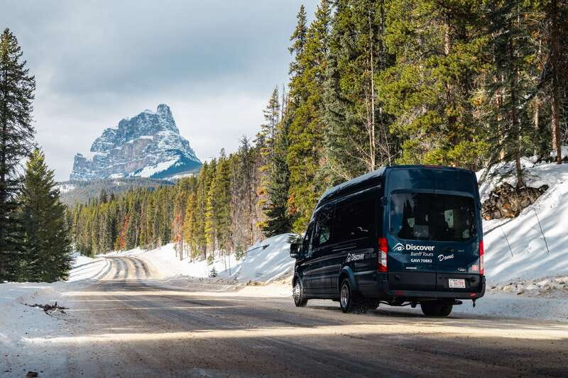 Banff: Morning or Afternoon Johnston Canyon Icewalk - Hot chocolate and maple cookies: the warm reset you’ll be thankful for