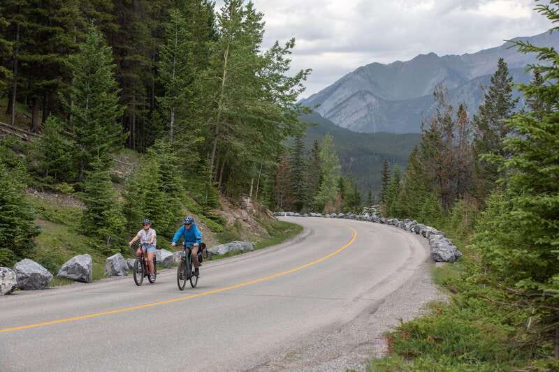 Banff: Mountain Lakeside Guided E-Bike Tour - Key highlights to look for