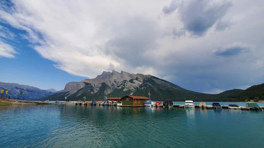 Banff National Park: Canyons, Lakes & Local Favourites - Why this Banff-and-Yoho route works in one day