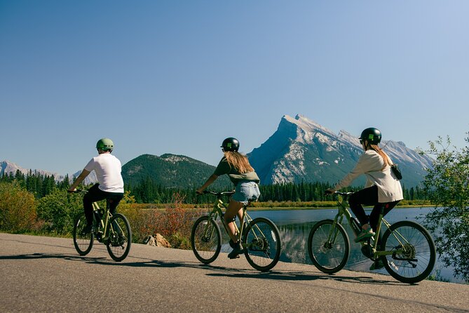 Banff Nature E-bike Tour - Meeting at 211 Bear St and Getting Ready to Roll