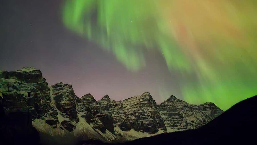 Banff OR Moraine Lake: Night Tour with possible Stargazing - Classic Banff Night Adventure vs Moraine Lake Night Adventure