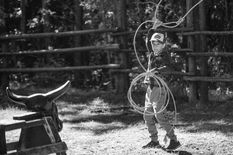 Banff: Wagon Ride with Cowboy Cookout BBQ - Who should book this wagon-and-BBQ tour?