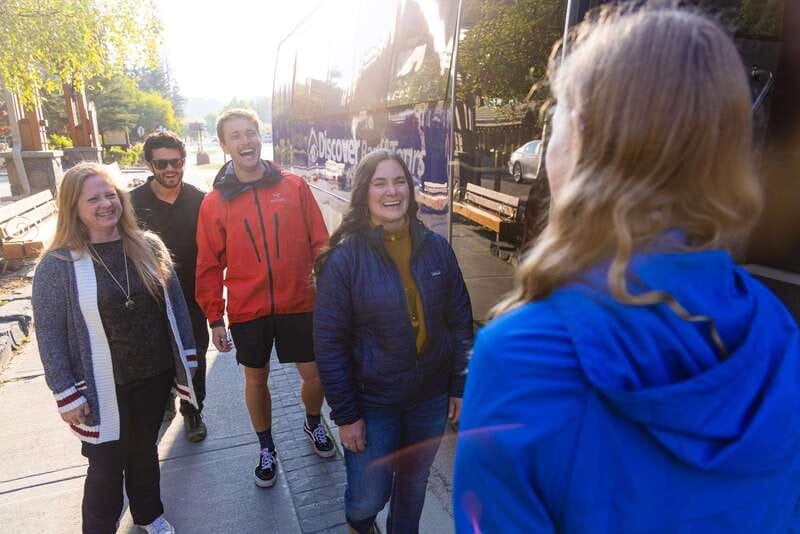 Banff: Wildlife and Sightseeing Minibus Tour - Getting A Quick Banff Orientation in 210 Minutes