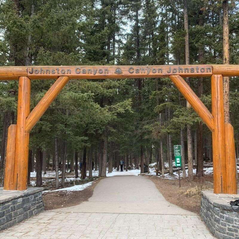 Calgary: 3-Day Lake Louise, Moraine, Emerald, Yoho, Icefield - Why this Calgary-to-Jasper style trip is such good value