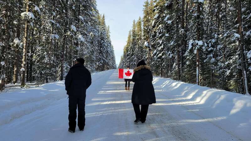 Calgary: Canmore, Banff, Lake Louise - Gondola Included - The drive through Kananaskis and the lookout hike option