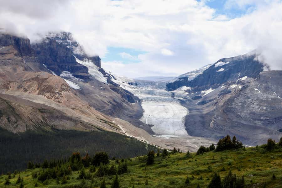 Calgary: Day Trip to Jasper with Lunch - The Small-Group Advantage: pickup, guide style, and the pace