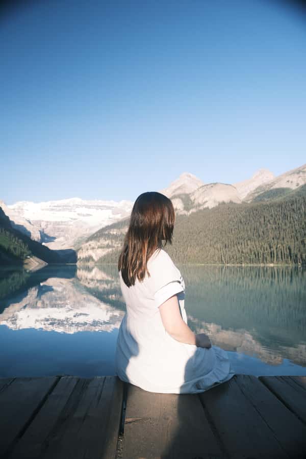 Calgary:Moraine Lake Sunrise & Lake Louise & Wildlife Safari - Timing and meeting points: expect a very early start
