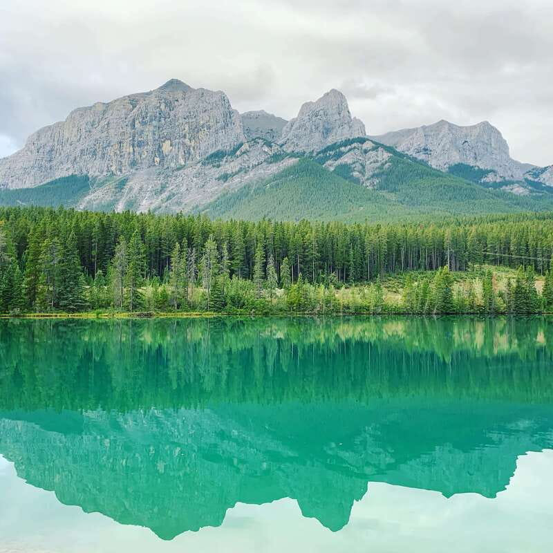 Canmore: PRIVATE SAFARI Drive to BANFF Park & Nature Walk - Canmore pickup and Banff access: what “private” feels like in practice