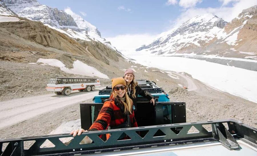 Columbia Icefield: Ice Odyssey Glacier Experience - Timing and pacing inside a 2-hour experience