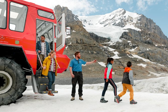Columbia Icefield Tour with Glacier Skywalk - Start at the Columbia Icefield Glacier Discovery Centre (and get there early)
