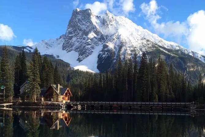 Day Trip: Lake Louise, Moraine Lake, Emerald Lake, Banff - Moraine Lake With a Permit: Rockpile Photos and Timing