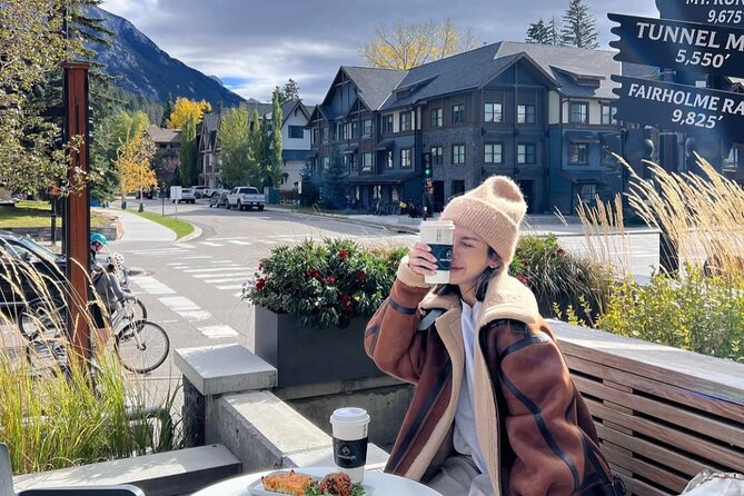 Emerald Lake Lake Louise Moraine Lake Half Day Tour - Pickup from Calgary, Canmore, or Banff: how to avoid wasting your morning