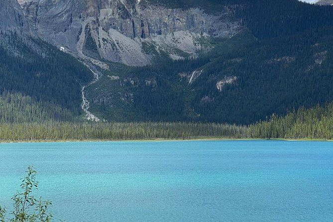 Emerald Lake Lake Louise Moraine Lake Half Day Tour - Johnston Canyon and the canyon-hike reality (especially with ice)