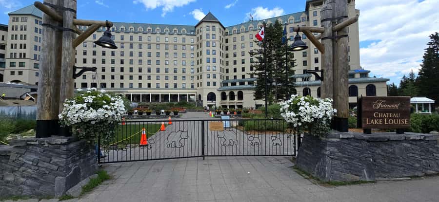 Explore 9 Iconic Banff Spots in 1 Epic Day!(Pax 12/Group) - Marble Canyon Trailhead: Another Hour of Motion