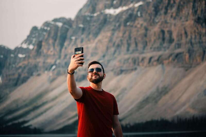 From Banff: Athabasca Glacier and Columbia Icefield Day Trip - Crowfoot Glacier and Waterfowl Lakes: quick stops with big payoff
