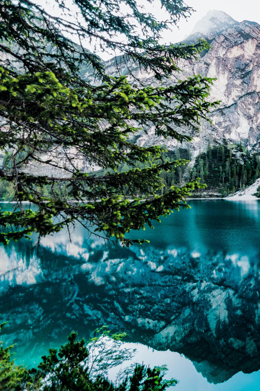 From Banff/Canmore: Moraine Lake, Lake Louise 1.5 hrs Each - Who should book this shuttle (and who should skip it)