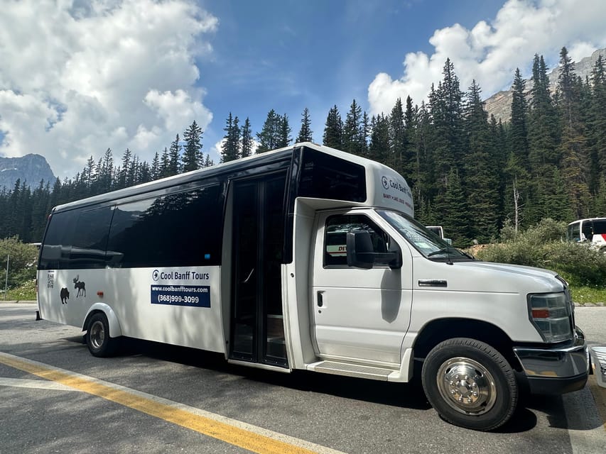 From Banff/Canmore: Moraine Lake, Lake Louise 1.5 hrs Each - Comfort, group size, and the reality of shared transportation