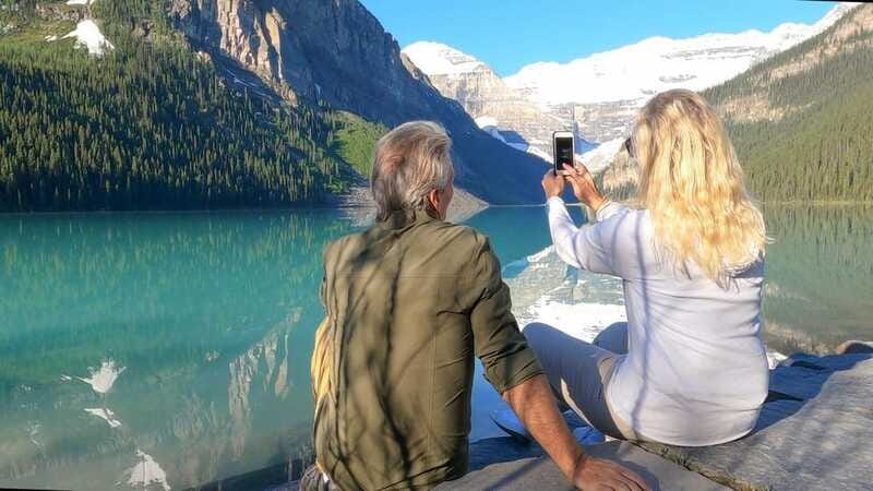 From Banff: Moraine Lake & Lake Louise Tour - Gear, Hot Drinks, and the Stuff You Must Bring
