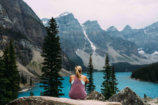 From Banff: Shuttle Service to Moraine Lake & Lake Louise - Meeting point and flow: 135 Beaver St, then back again