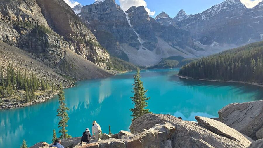 From Calgary/Banff: Moraine Lake & Lake Louise Half-Day Tour - Should You Book This Lake Louise and Moraine Lake Tour?