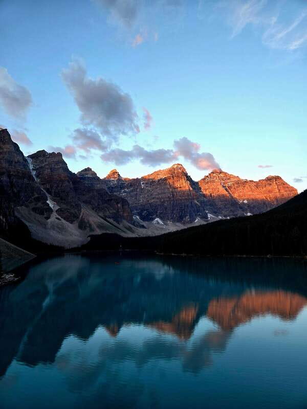 From Canmore/Banff: Moraine Lake Sunrise & Lake Louise Tour - Small group size: the quiet advantage