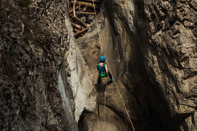 Half Day Heart Creek Canyon - Near Banff & Canmore- For Beginners - Gear and footwear rules: what’s included vs what you must provide