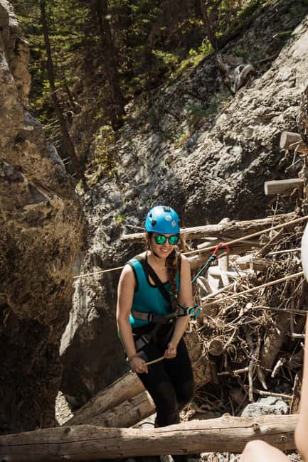 Heart Creek Canyoning tour - Beginner friendly - Near Banff - Rappel workshop: learn rope basics before you step into the water