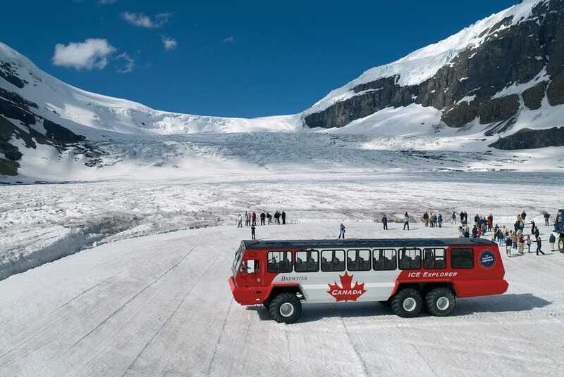 Icefield: Bow Lake, Columbia Icefield, Peyto Lake Day Tour - Timing, weather, and how to dress for Icefield Parkway reality