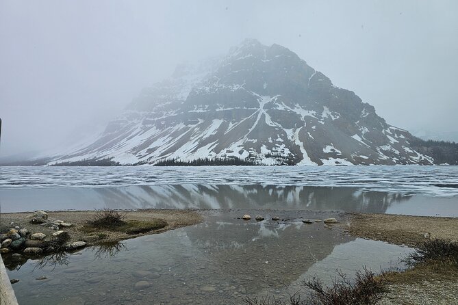Icefields Parkway and Abraham Lake Bubbles Private Tour - Peyto Lake Viewpoint Hike: Short, Moderate, and Worth the Cold