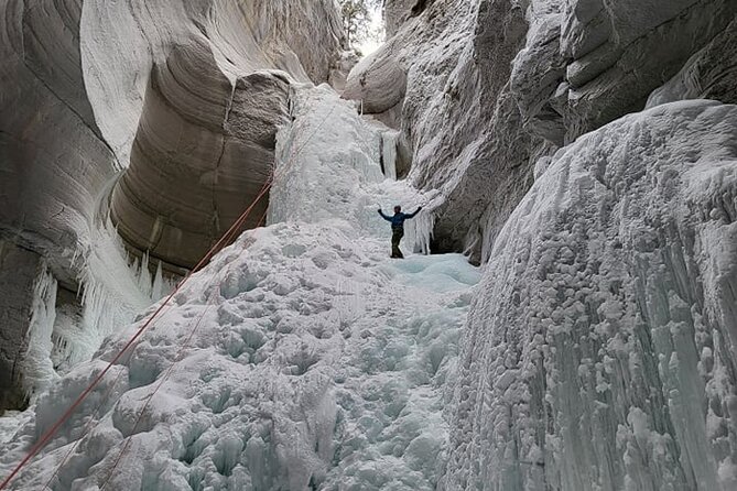 Jasper Ice Climbing Experience - Gear and clothing: what’s included, and what you still must bring