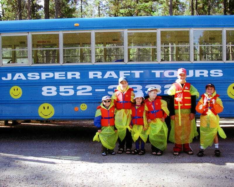 Jasper: Jasper National Park Easy 2-Hour Rafting Trip - Wildlife spotting: how to actually catch the animals