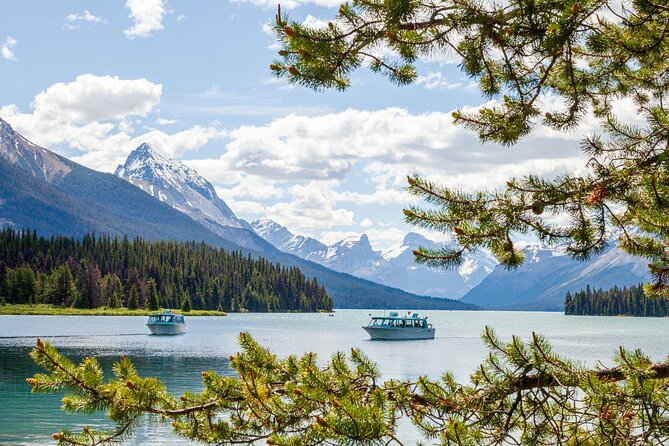Jasper National Park Tour Maligne Valley, Medicine Lake with Walk - Morning logistics: the 8:30 start and how pickup works