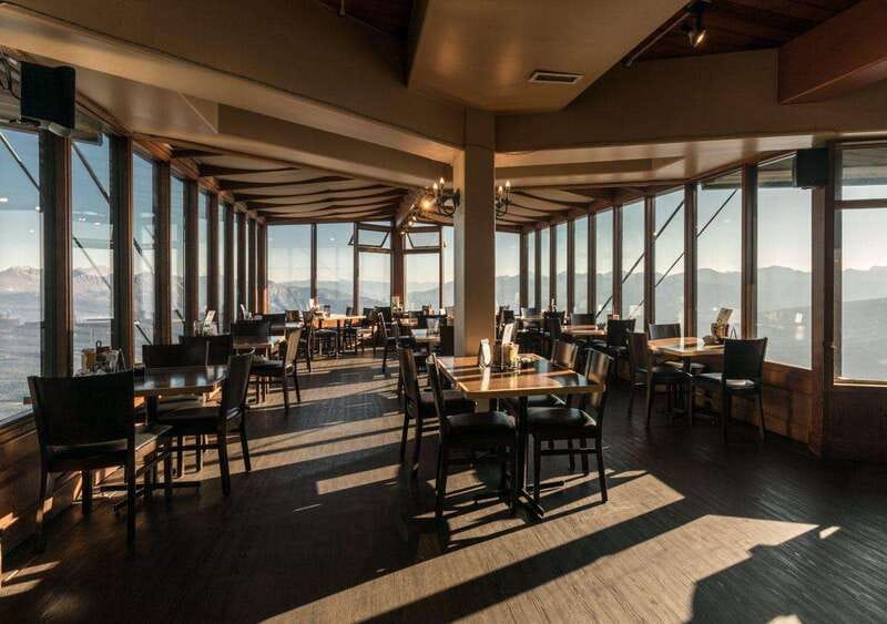 Jasper SkyTram Roundtrip Flight Ticket - Summit Cafe and Gift Shops: Eat at Altitude Without Guessing