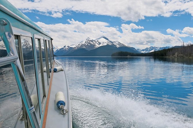 Jasper Wildlife & Sightseeing Tour with Maligne Lake Cruise - Lunch on Your Terms: Bring It or Plan for the Café
